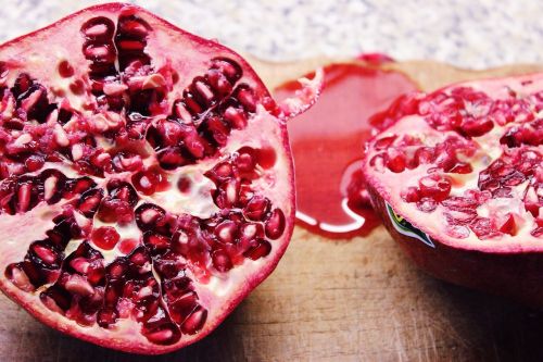 pomegranate fruits pomegranates