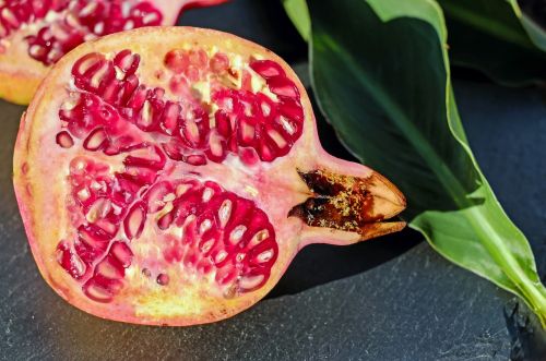 pomegranate fruit red