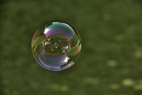 pomp  bubble  bubbles