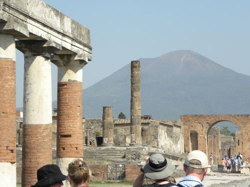 pompeii vesuvius italy