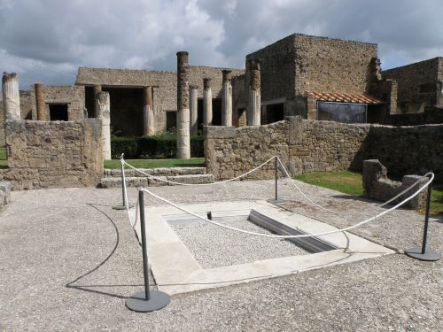 pompeii italy history