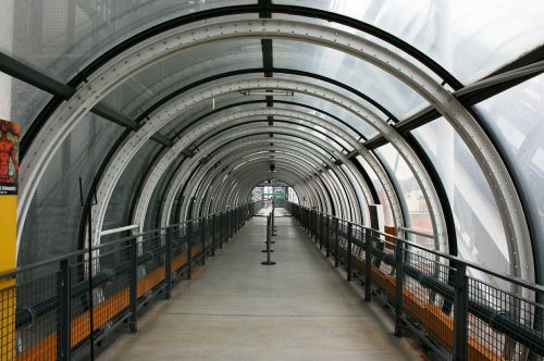 pompidou tunnel modern architecture