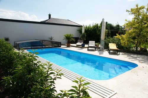 pool luxury hotel