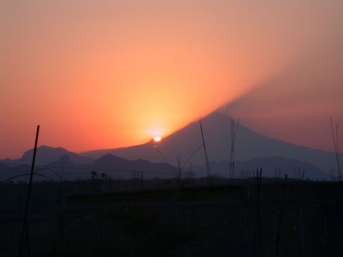 popocatepetl dawn volcano