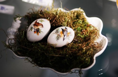 porcelain easter eggs