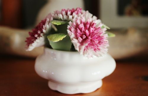 porcelain flower white