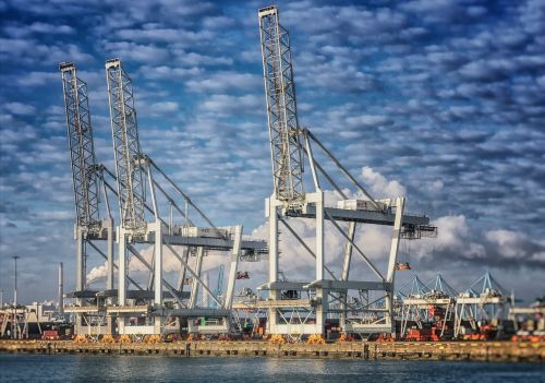 port crane rotterdam