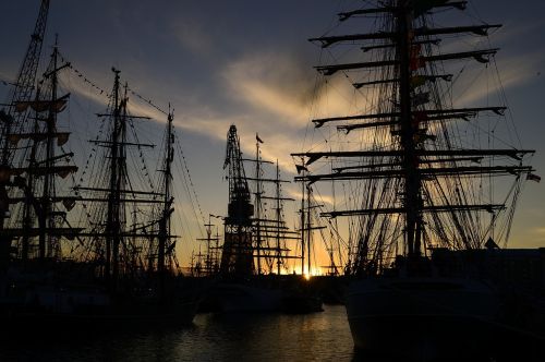 port sailing ships masts