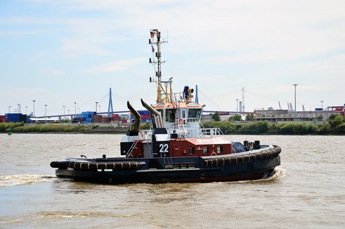 port  hamburg  elbe