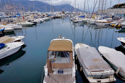 port south of france sea