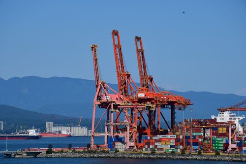 port crane  crane  container crane