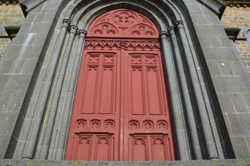 portal church large door
