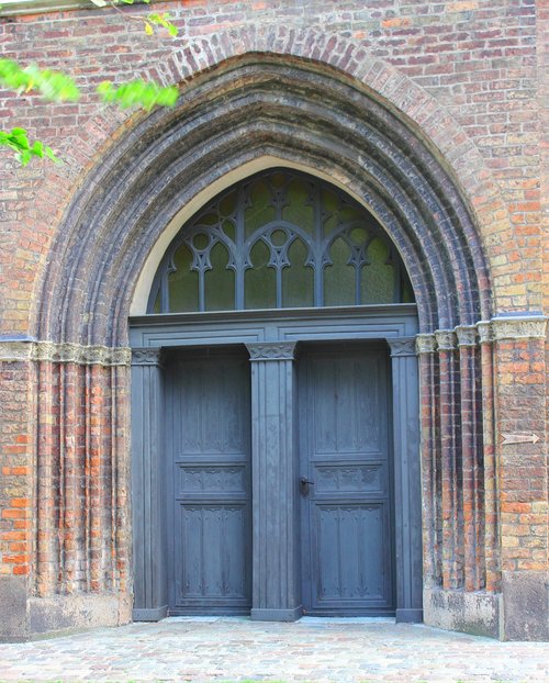 portal  st mary's church  church