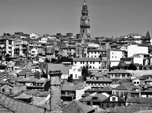 porto black and white roofs