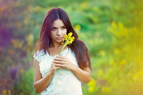 portrait girl brunette