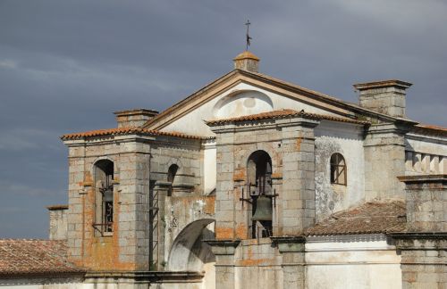 portugal evora building
