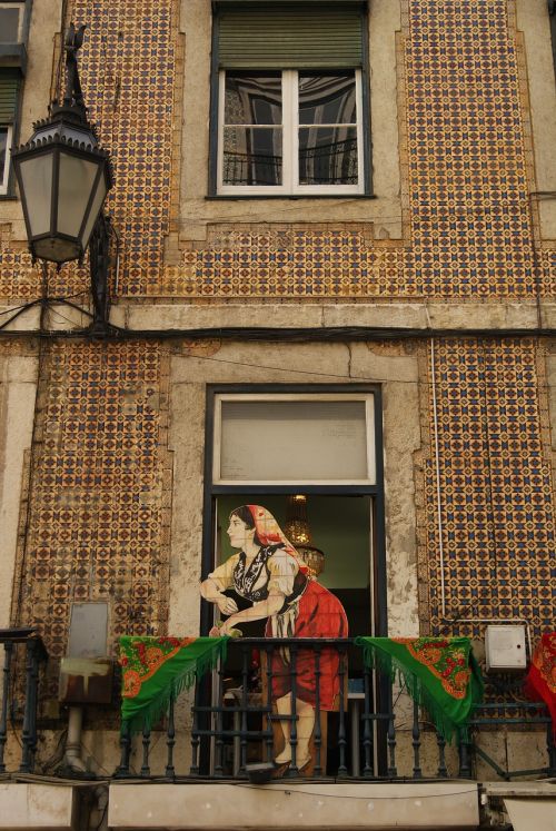 portugal lisbon window