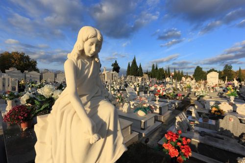 portugal evora cemetery