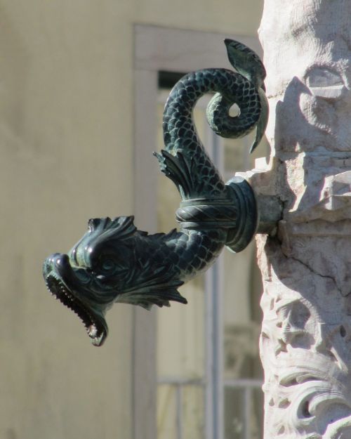 portugal aveiro figure dragon fountain figure