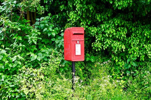 post box  red  post