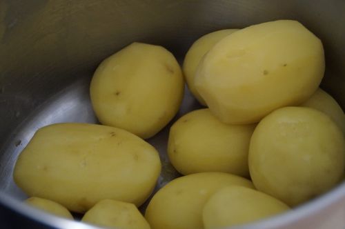 potatoes cooked cooking pot