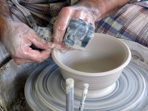 potter's wheel crock pottery