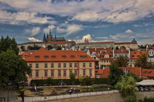 prague  castle  historically