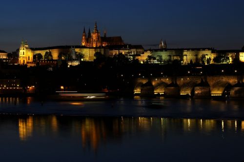 prague night bridge