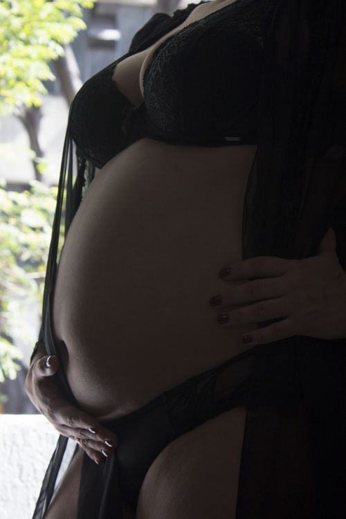 pregnant woman pregnant mother