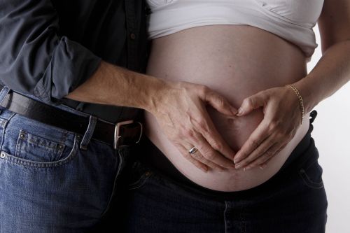 pregnant women love pregnancy