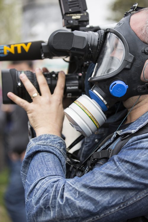 press  journalist  cameraman