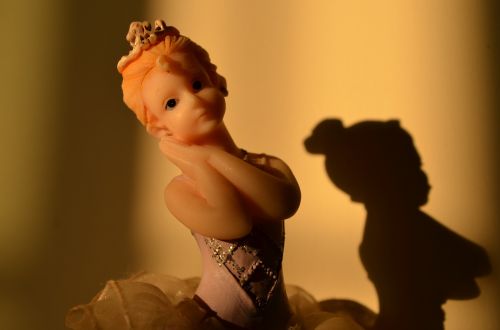 princess toy statue