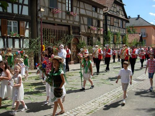 procession religious holiday geispolsheim