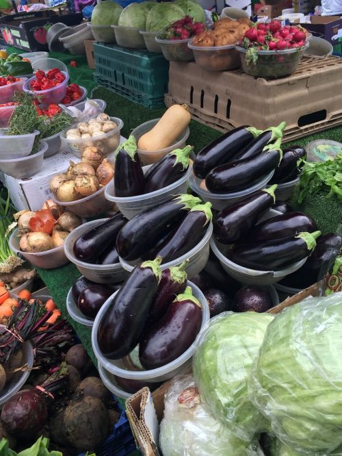 produce eggplants healthy