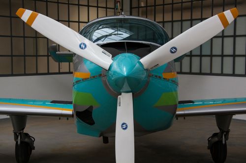propeller aircraft propeller plane