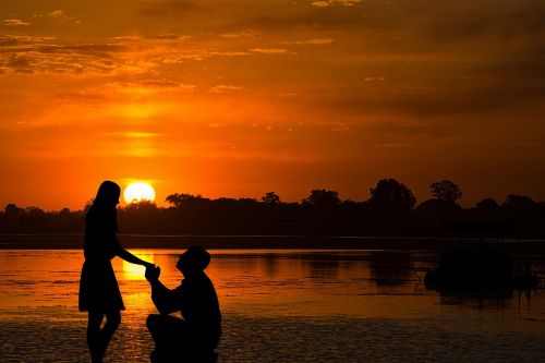 proposal romantic couple