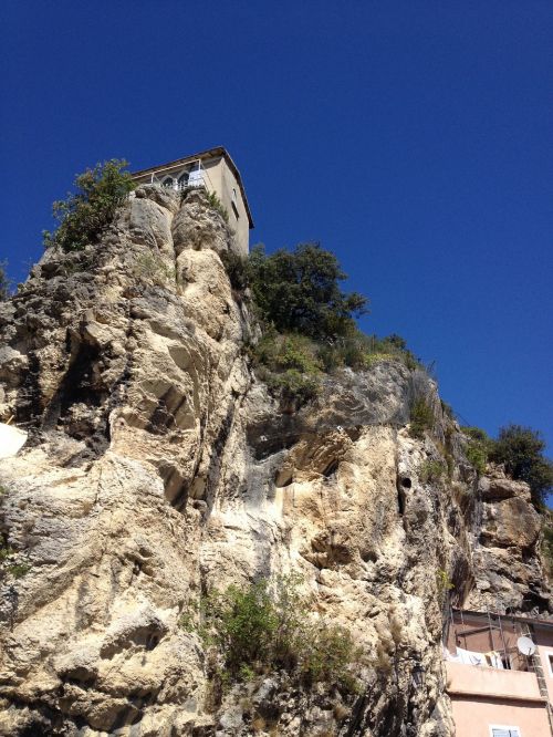 provence sky rocks