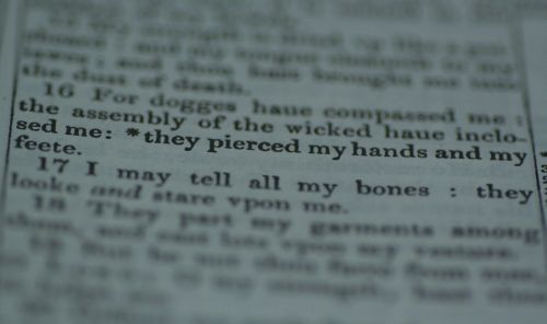 psalm 22 bible hands