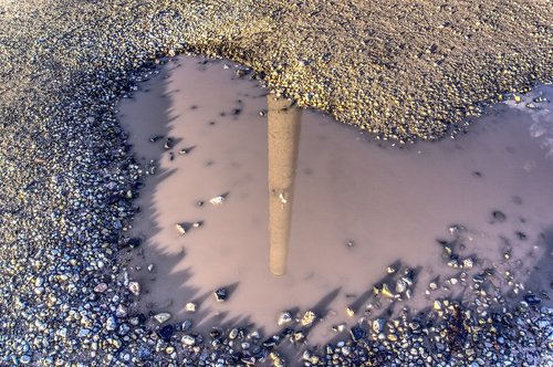 puddle  mirroring  water