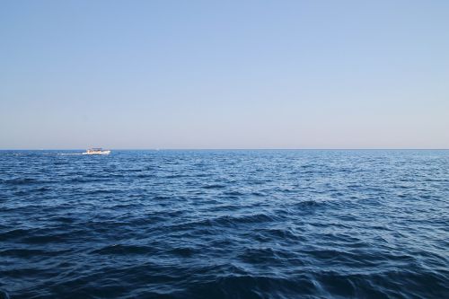 puglia sea sky