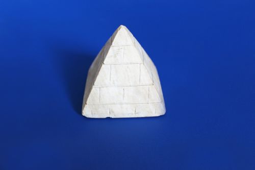 pyramid white symbol