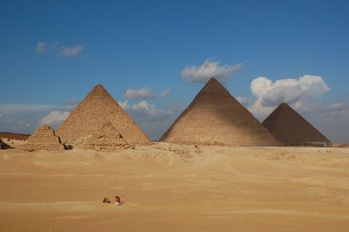 pyramids egypt cairo