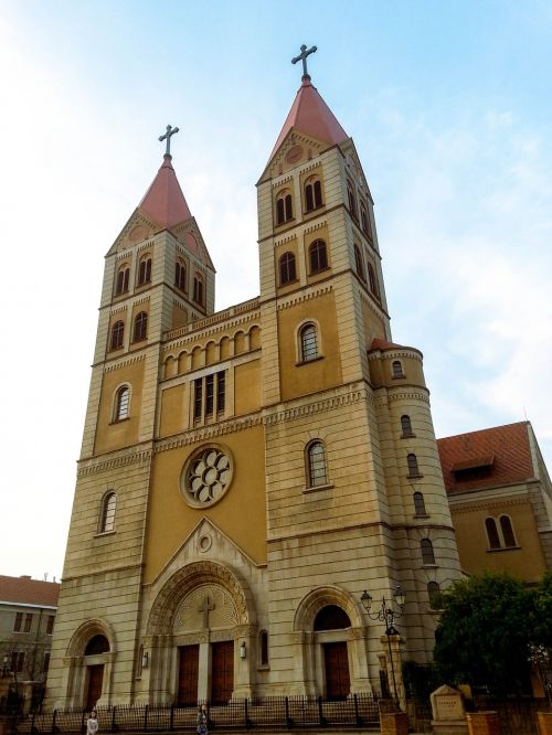 qingdao building blue sky