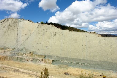 quarry sucre dinosaurs