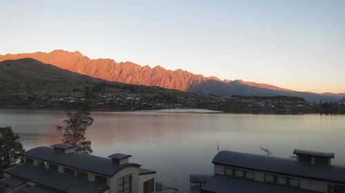 queenstown new zealand lake