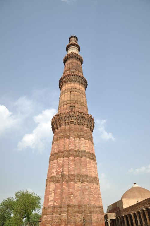 qutub minar new delhi monument