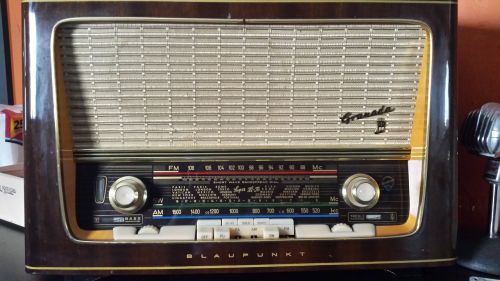 radio vintage studio h