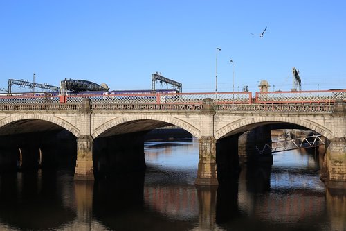 rail  railway  railway bridge