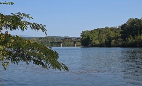 railroad bridge melton lake clinch river