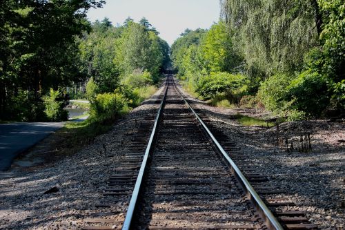 rails railroad distance